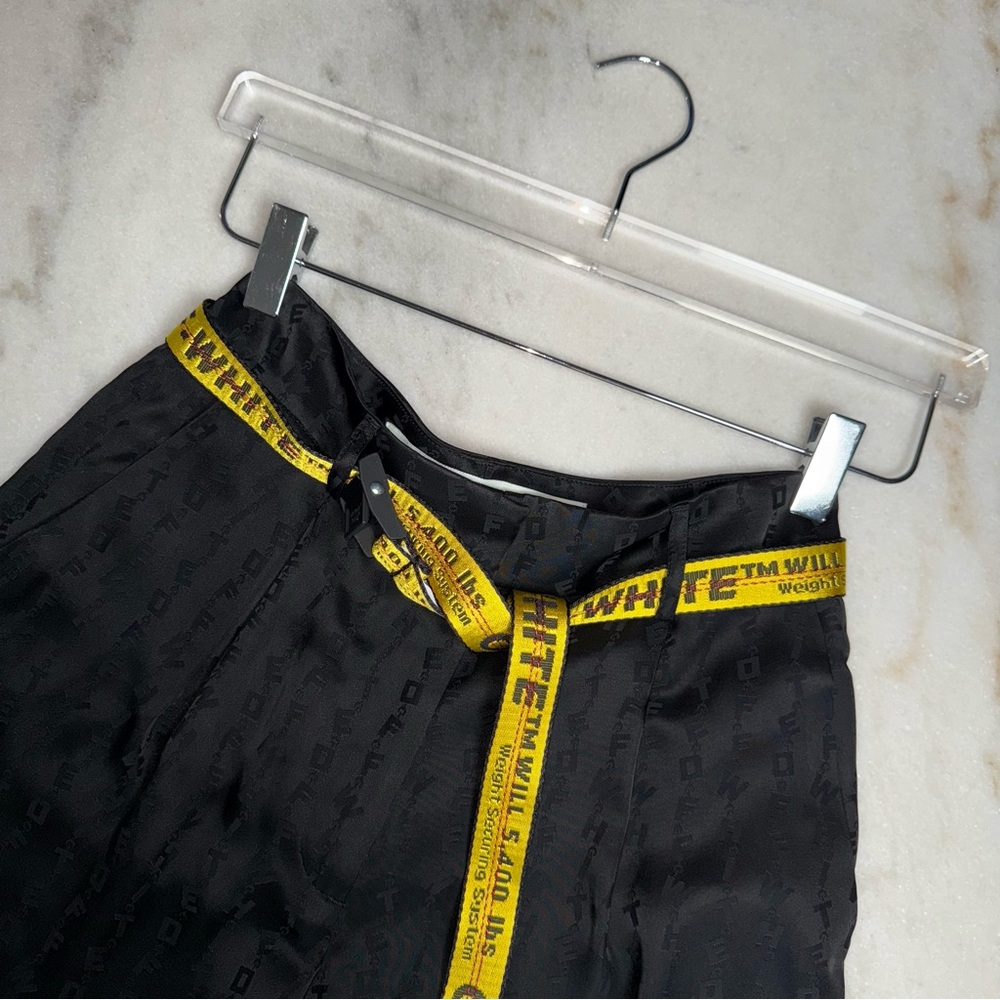 Off-White C/O Virgil Abloh Black Logo Jacquard Tailored Shorts Womens 36 XXS New